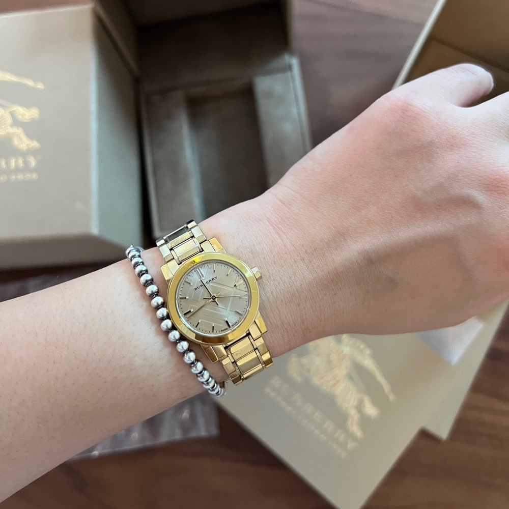 Burberry Watch - Picture 5 of 8